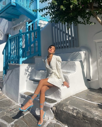 Luana Barrón