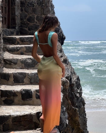 Luana Barrón