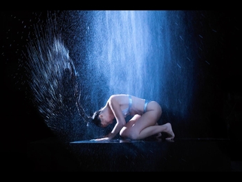  alt="Lola Indigo"