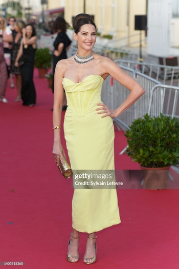 Frédérique Bel