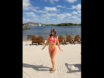  alt="Audra Miller"