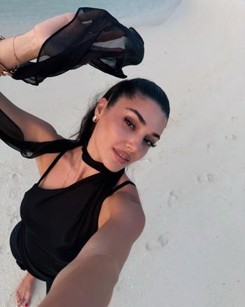Hande Erçel