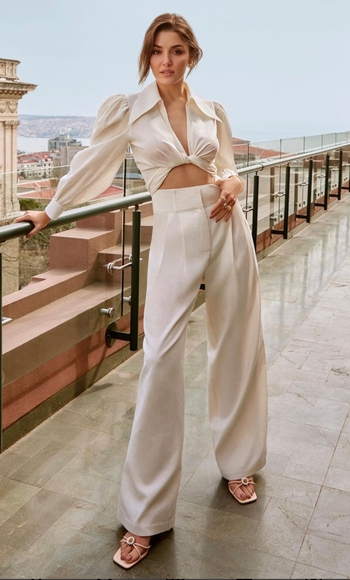 Hande Erçel