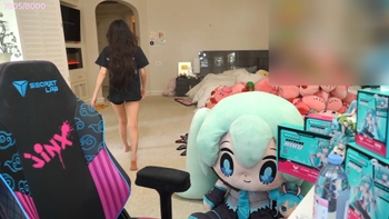 Emily 'Emiru' Schunk