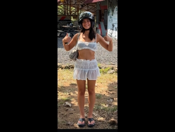  alt="Angela Marmol"