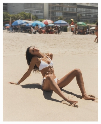 Bruna Lírio