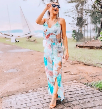 Flávia Monteiro