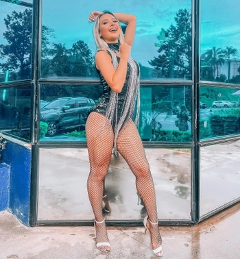 Flávia Monteiro