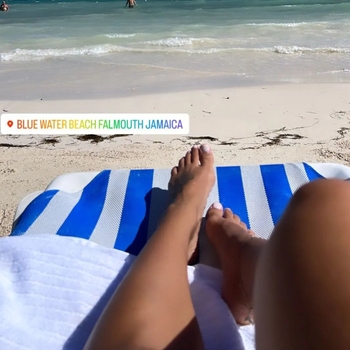 Flávia Monteiro