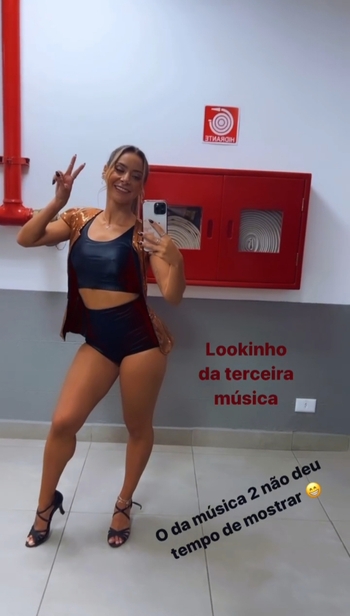 Flávia Monteiro