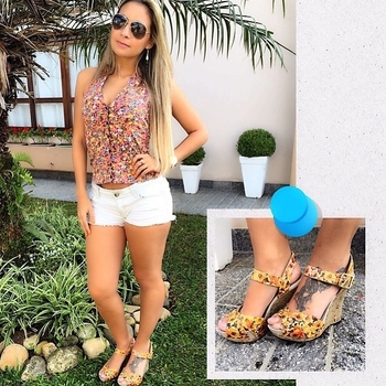 Flávia Monteiro