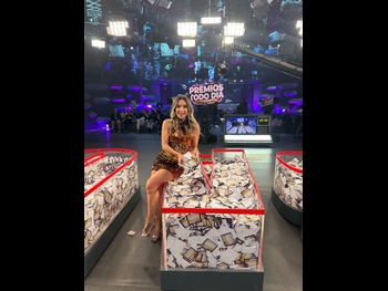  alt="Flavia Monteiro"
