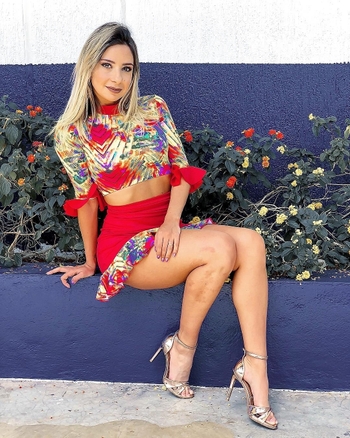 Flávia Monteiro