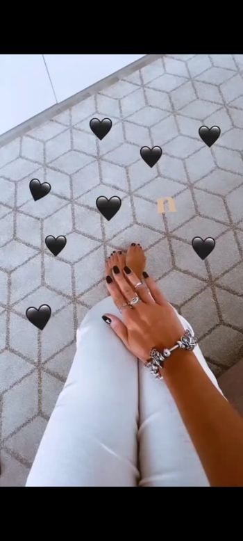 Flávia Monteiro