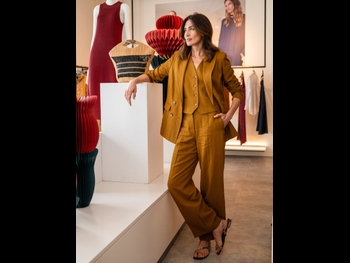  alt="Nieves Alvarez"