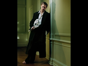  alt="Alexander Skarsgard"
