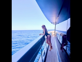  alt="Marta Sanchez"