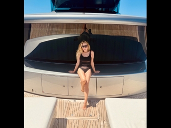  alt="Marta Sanchez"