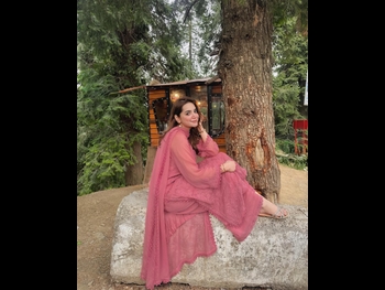  alt="Fariha Asghar"