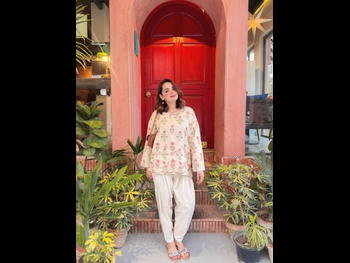  alt="Fariha Asghar"