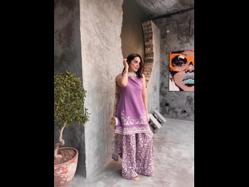  alt="Fariha Asghar"