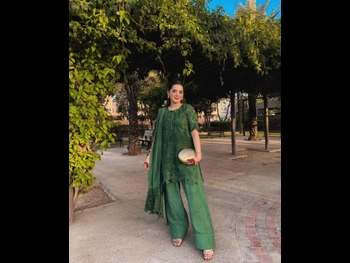  alt="Fariha Asghar"