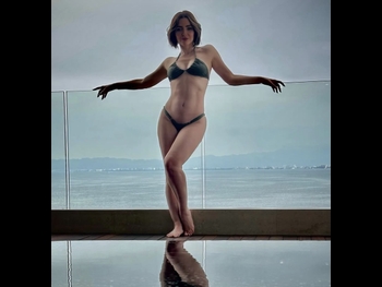  alt="Ariadne Diaz"