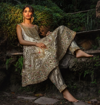 Sania Iqbal