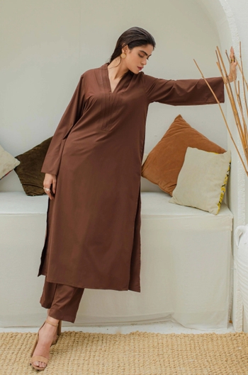 Sania Iqbal