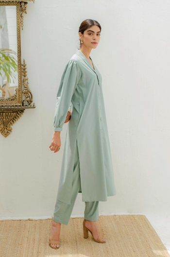 Sania Iqbal