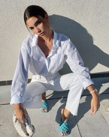 Cindy Mello