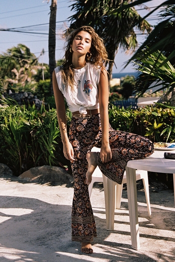 Cindy Mello