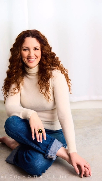 Laura Holloway