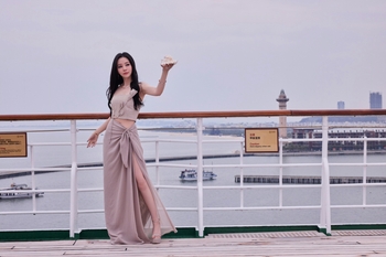 Jane Zhang