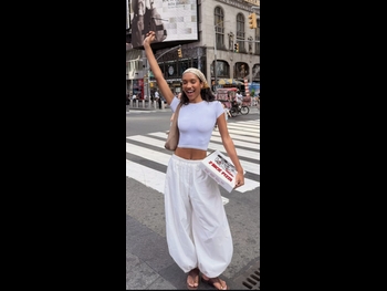  alt="Joyce Oliveira"