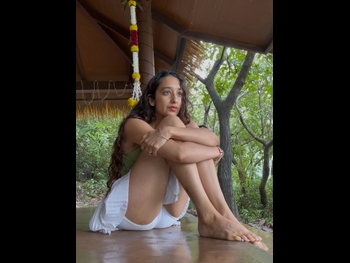  alt="Raveena"