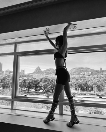 Flávia Viana