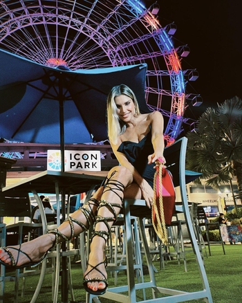 Flávia Viana