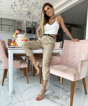 Flávia Viana
