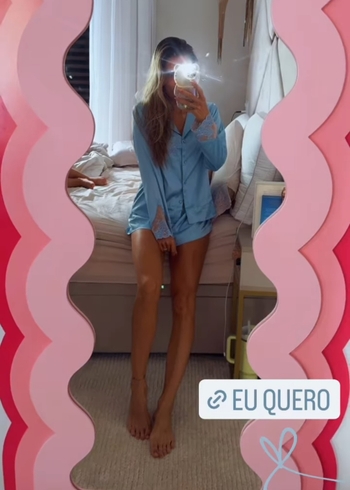 Flávia Viana
