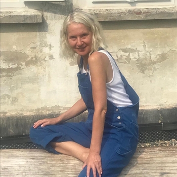 Irena Obermannová