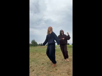  alt="Sophie Nelisse"