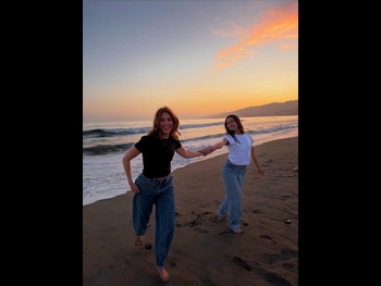  alt="Sophie Nelisse"
