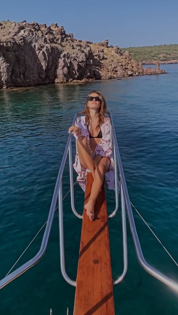 Yüsra Geyik