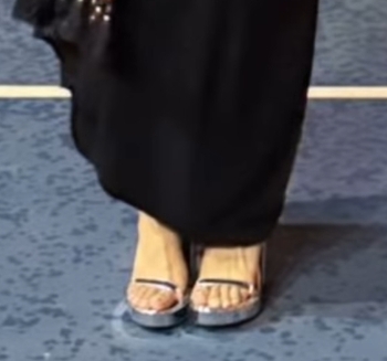 Zene Zoe Warsi