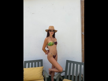 alt="Violeta Mangrinan"