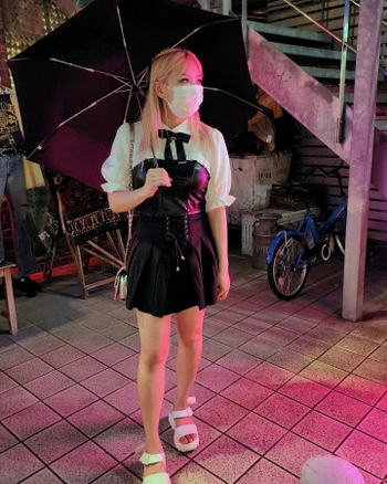 Yvonne 'Yvonnie' Ng