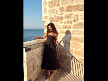  alt="Danielle Campbell"