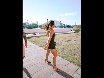  alt="Ailin Perez"