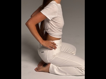  alt="Lily Easton"
